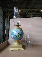 Vintage Queen Anne oil lamp w/ hand-painted glass