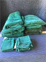 Green Bathroom Towels Lot of 12 Six Body And 6