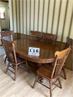 Oval Oak pedestal dining table w/ 6 chairs & 2