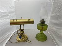 Oil Lamp w/Chimney 18" & Desk Light 12"