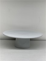 CRATE AND BARREL AARON PROBYN SOLID WHITE CAKE