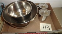 Stainless Steele Mixing Bowl Lot
