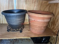 Large Planters with with metal Plant stand