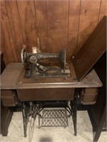 Vintage Singer Sewing Machine Frame & Cabinet