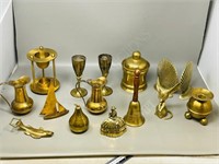 lot of assorted brass ornaments