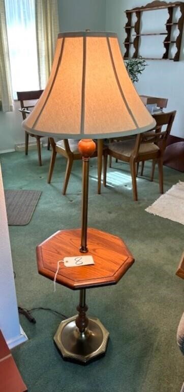 Lamp w Table