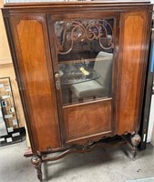 714 - ANTIQUE CURIO CABINET