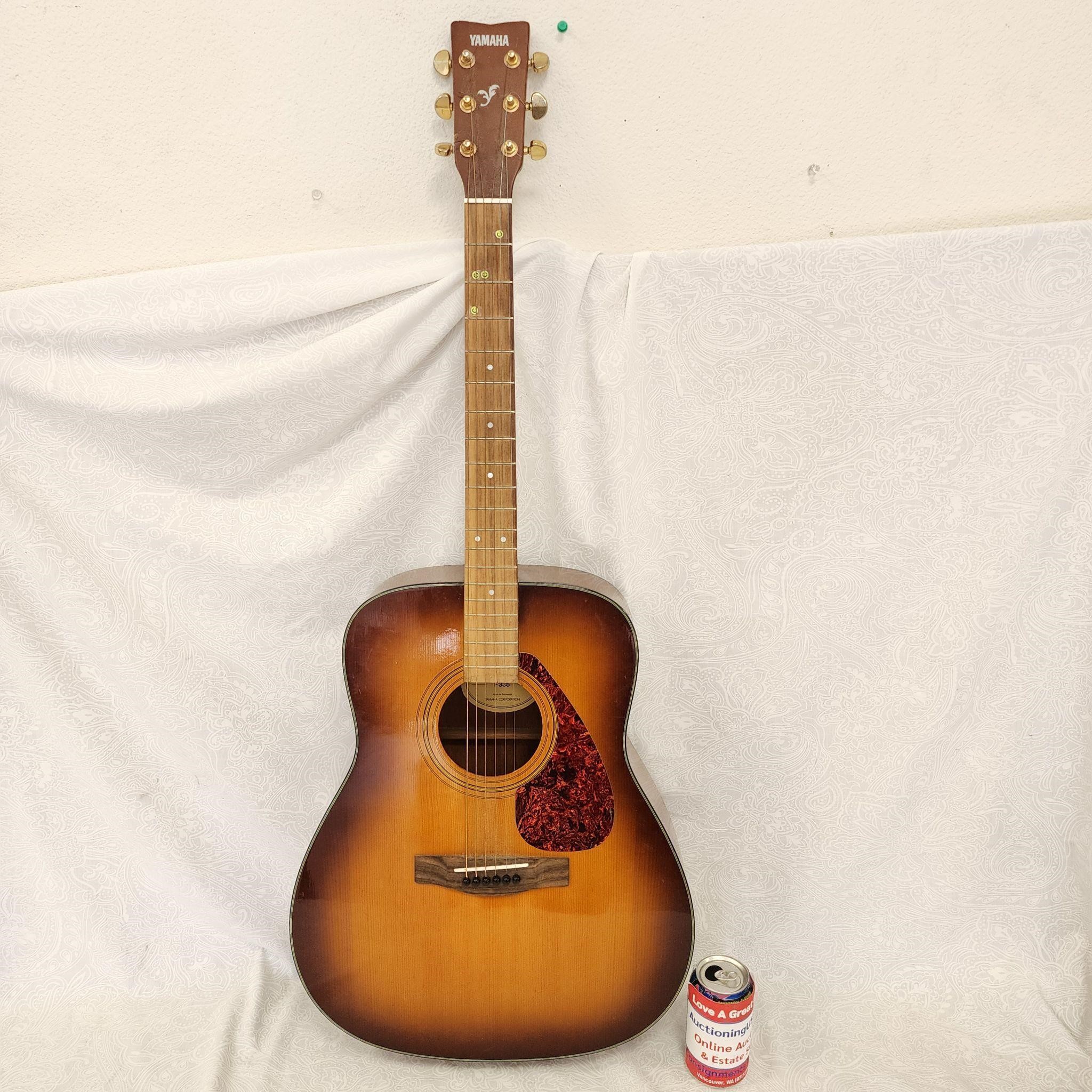 Vintage Yamaha F335 Guitar