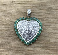 Vntg 10KP Gold Diamond & Emerald Heart Pendant
