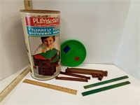 1974 Container Of Lincoln Logs