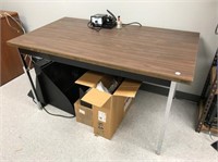 Table, Metal Base & Wood Top