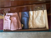 table cloths/table linens