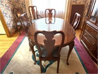 Drexel legacy cherry dining room table w/chairs