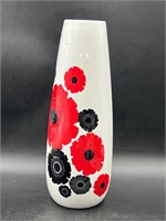 Black & red vase