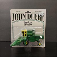 1/64 JOHN DEERE 95 COMBINE