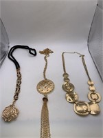 GOLDEN NECKLACE LOT OF 3