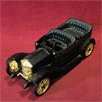 Diecast 1911 Chevrolet Classic Six