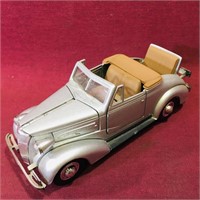 Diecast 1937 Chevy Cabriolet & Certificate