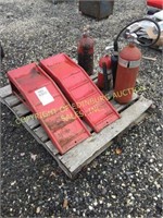 (3) FIRE EXTINGUISHERS & (2) CAR RAMPS