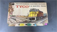 Vtg Tyco HO Electric Train Set In Box