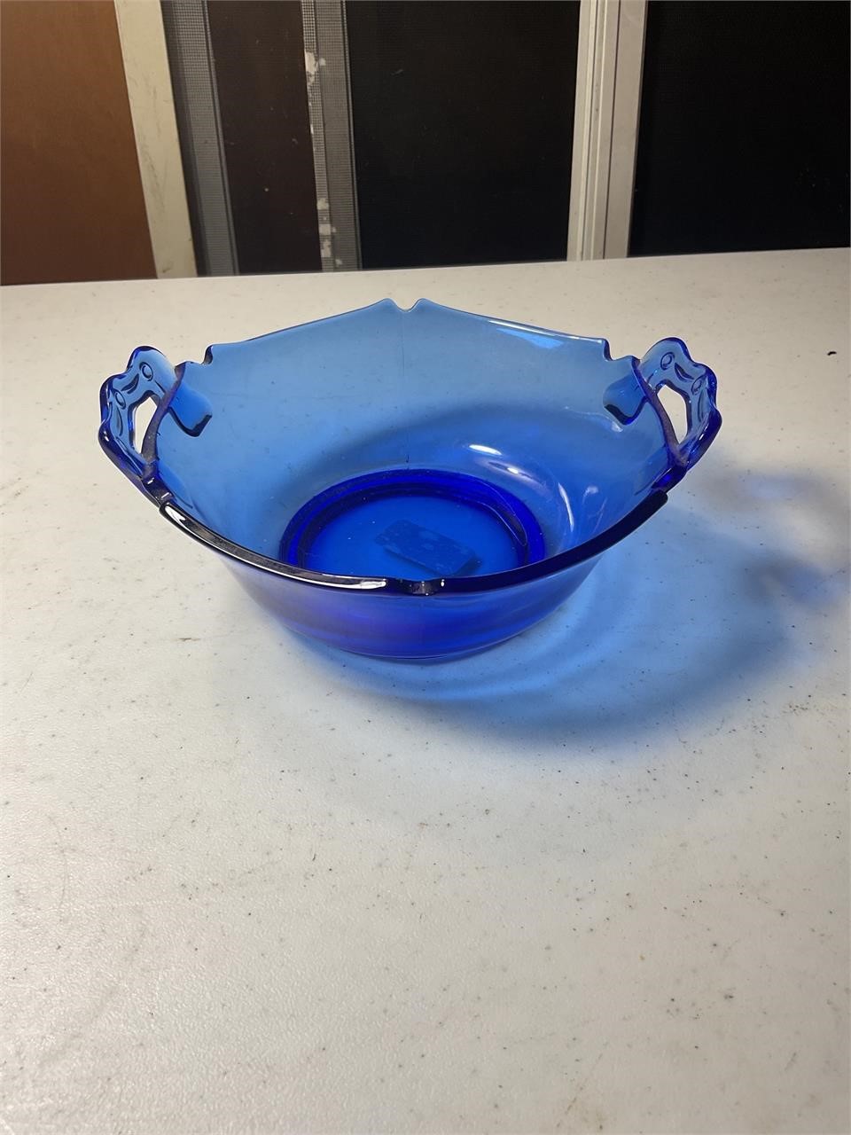 Vintage L.E. Smith Cobalt Blue glass bowl