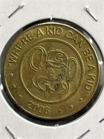 2006 chuck e. cheese token