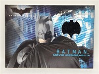 Topps Batman Begins Batmans Cape Relic