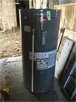 RHEEM Hot Water Heater - Used