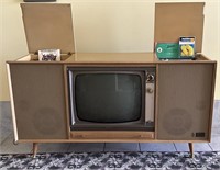 Zenith Super ‘Z’ Television Radio Record Player