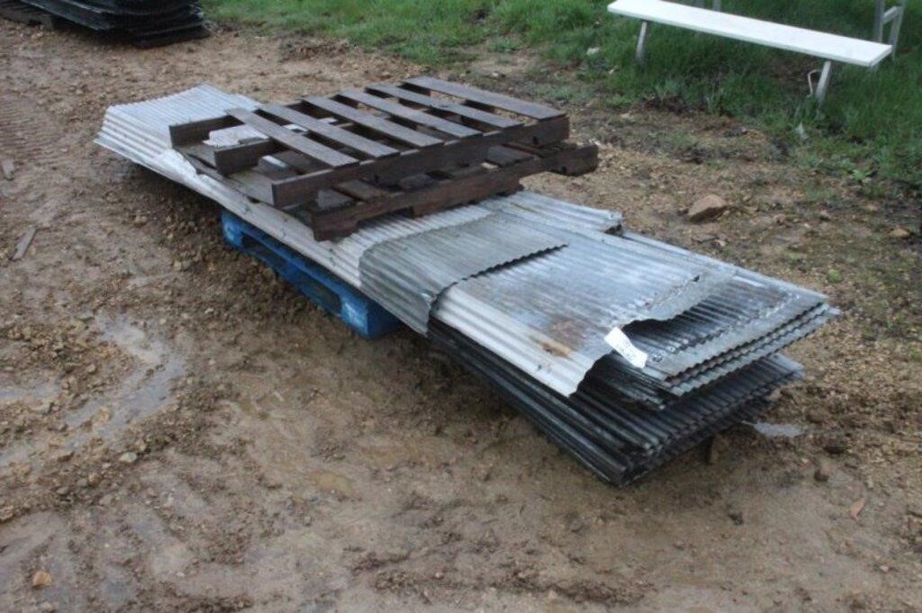 Assorted Tin Roofing, Approx 7Ft-13Ft
