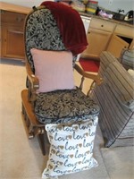 GLIDER ROCKER WITH PILLOWS FULL SIZE WORKS GREAT