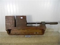 Fine, “J. Kelly” wooden mitre jack (bench mounted