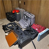B339 large lot of suitcases Garment bags totes