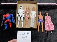 Doll and figurine lot.
