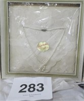 VTG HANKIES/PEARL NECKLACE