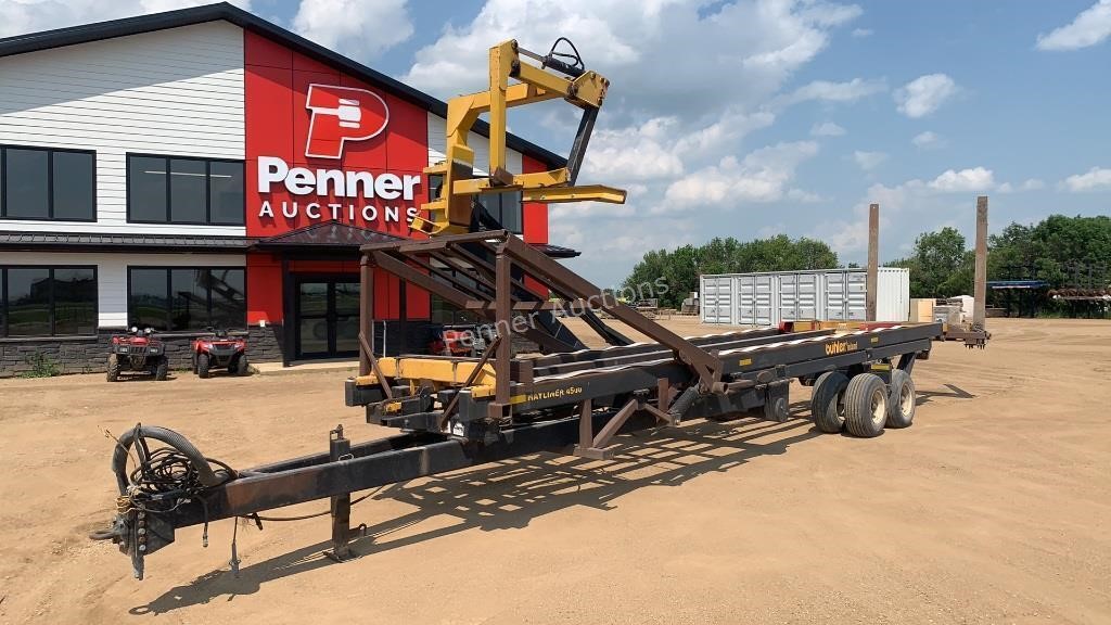 Hayliner 4500 Square Bale Picker