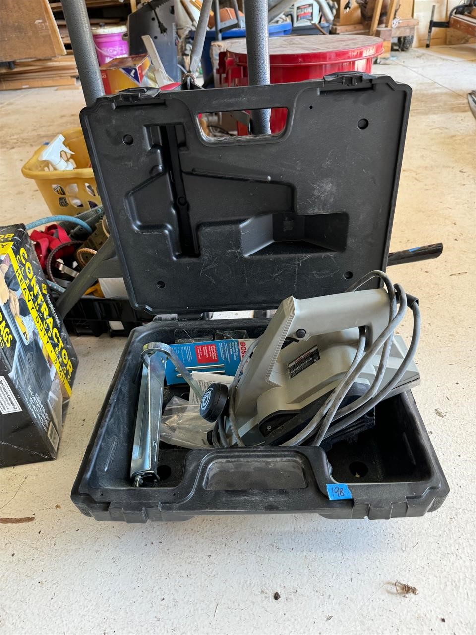 Bosch Sander in Case