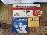 Lot of board games (Main room)