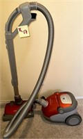Z - ELECTROLUX VACUUM CLEANER (R17)