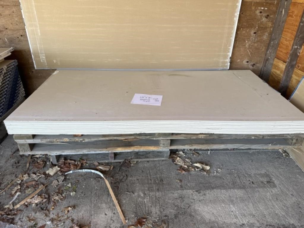 1/4" x 8' Sheetrock (Qty 17)