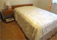 4 piece bedroom set, full size mattress