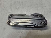 Leatherman "Wingman" multi tool. It has scissors