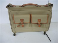 HARTMANN ROLLING SUITCASE W/COMPARTMENTS