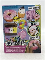 NEW Clay Cracking Set
