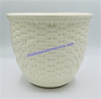 Haeger 5052 White Basket Weave Pot (7” Tall x 9”