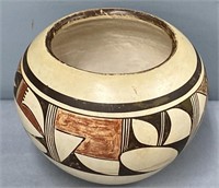 Early Native American Hopi Pottery Pot
