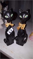 2 Cats (Plastic)