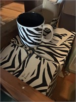 (6) new zebra coffee cups