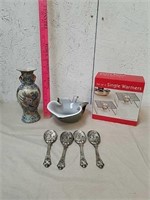 4 heavy silver colored decorative spoons, Chef