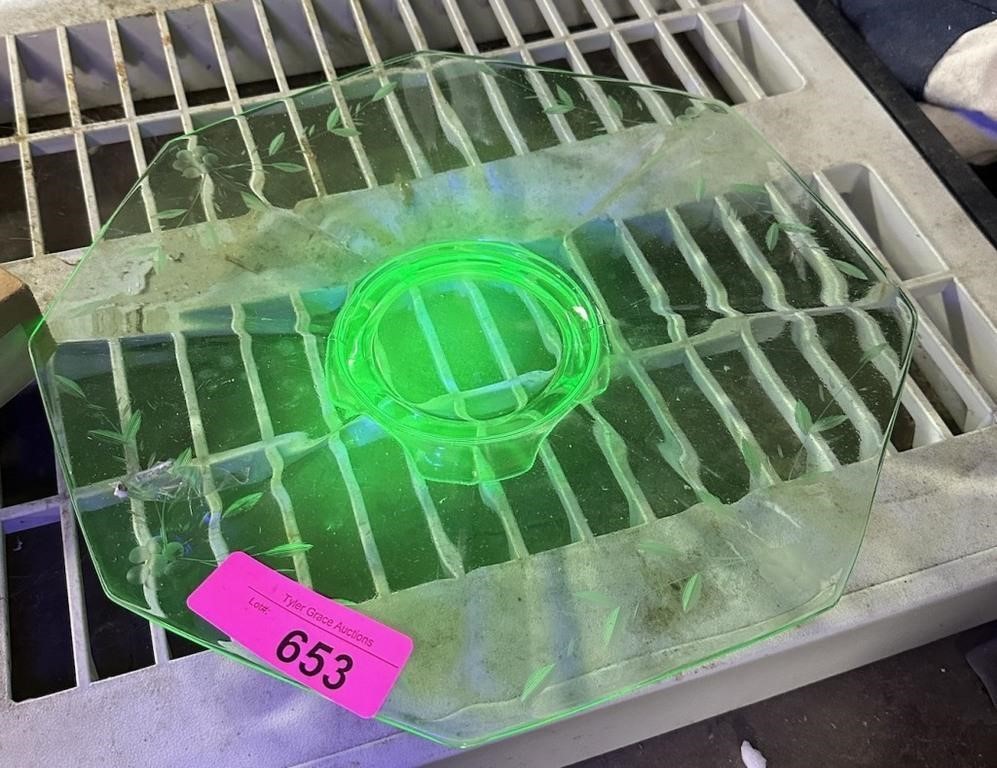 LARGE VTG URANIUM VASELINE GLASS CAKE PLATTER